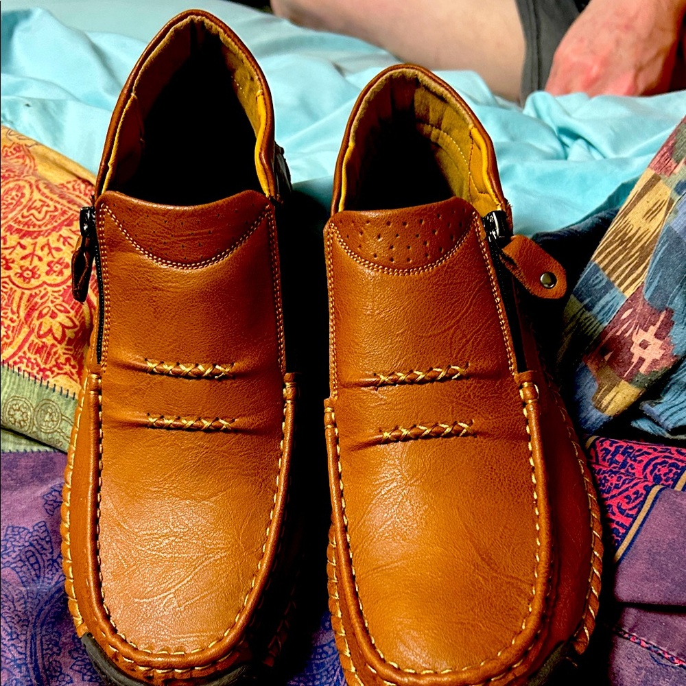 Men's Brown Leather Loafers